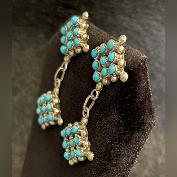 AUTHENTIC ZUNI TURQUOISE & STERLING EARRINGS - Picture 2 of 8